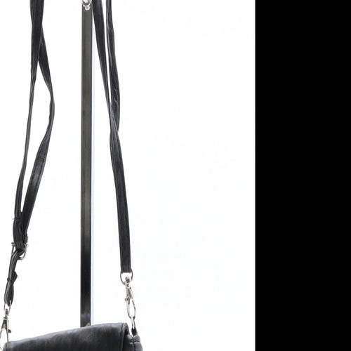 Preworn Womens Black Polyethylene Clutch Size Micro - Rose