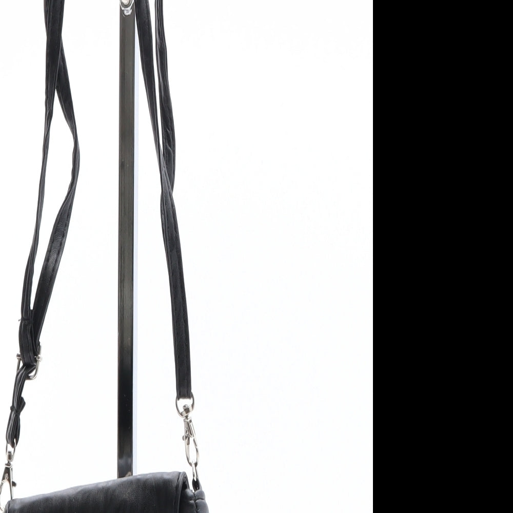 Preworn Womens Black Polyethylene Clutch Size Micro - Rose