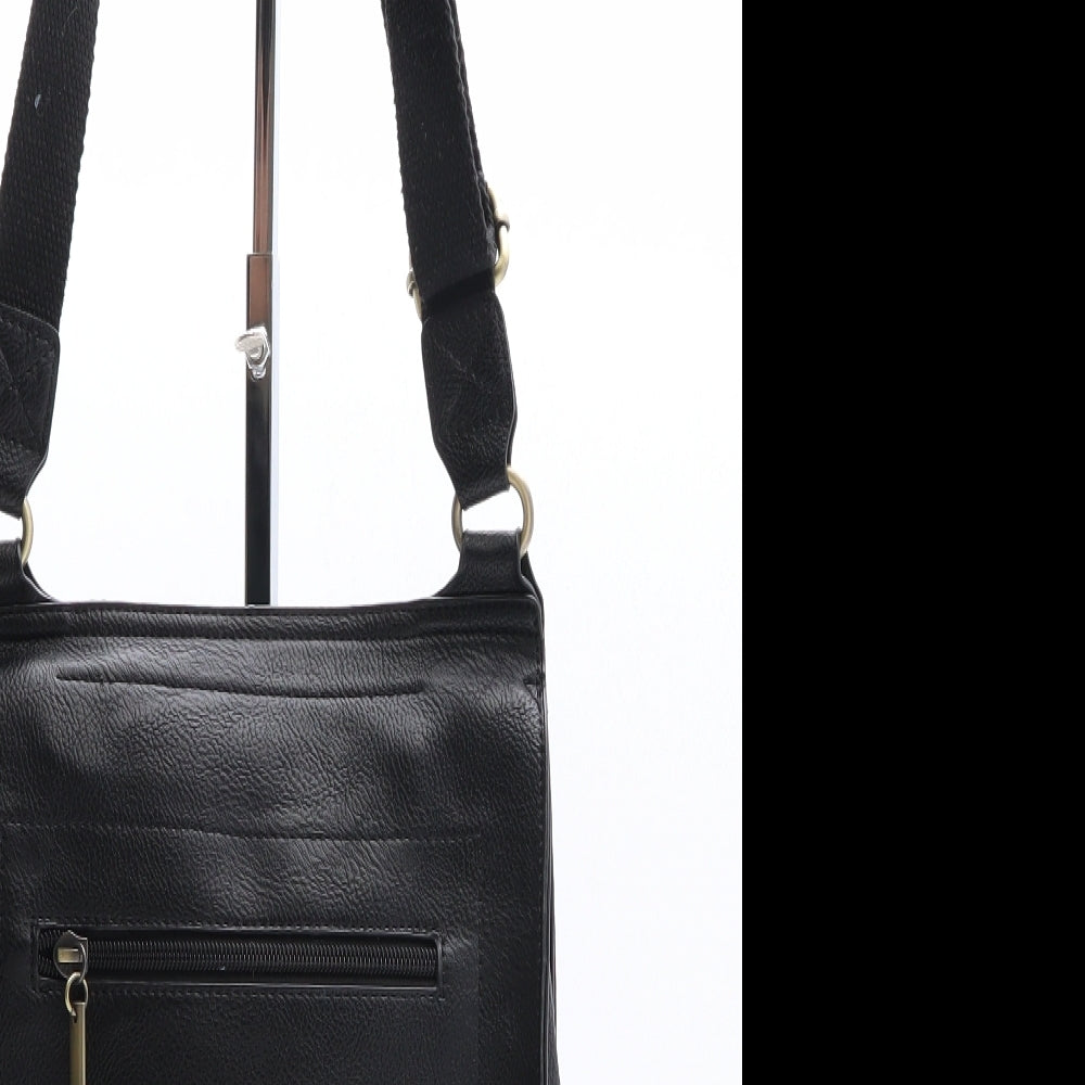 Preworn Womens Black Polyethylene Crossbody Size Small