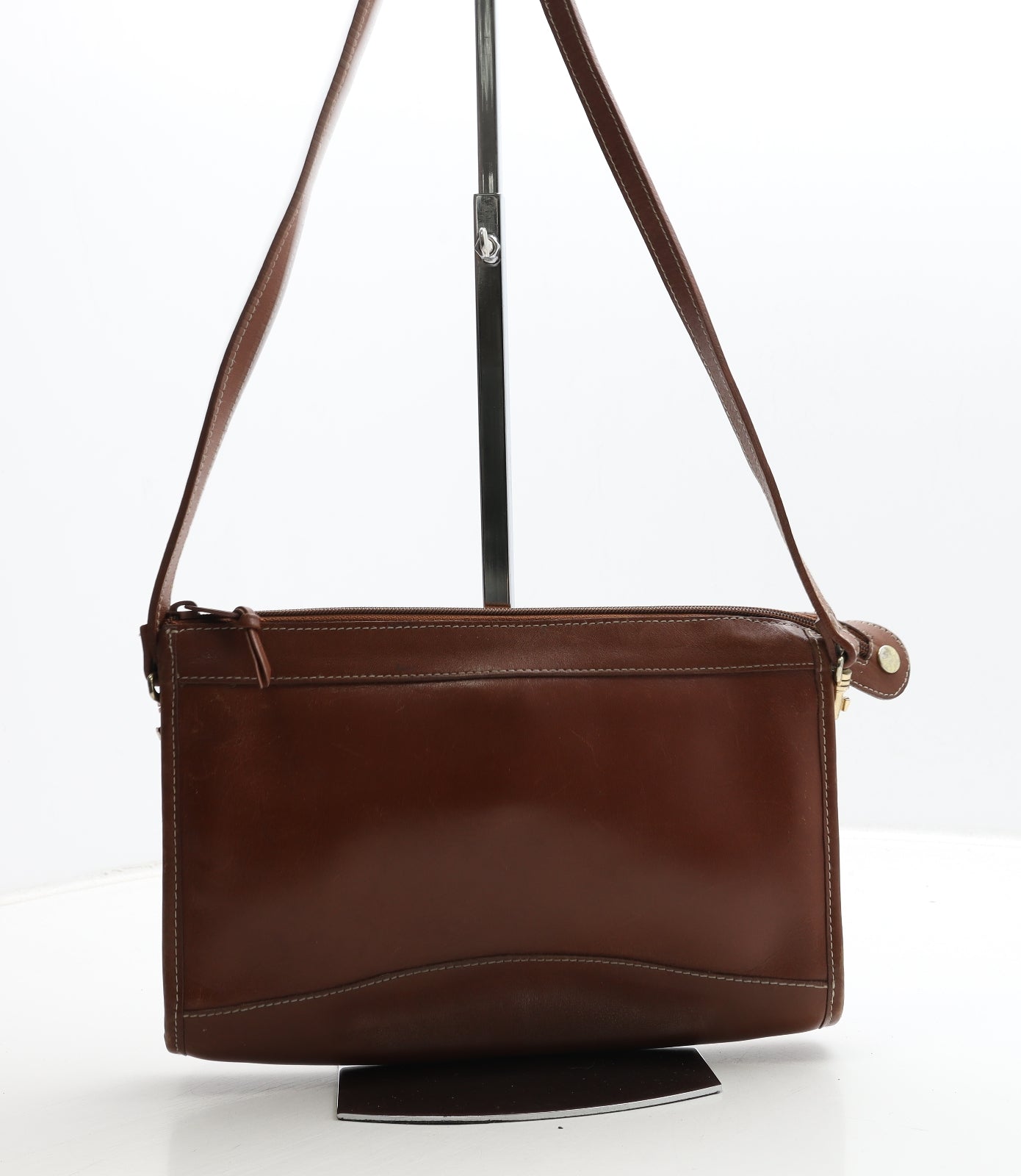 Preworn Womens Brown Faux Leather Crossbody Size Medium