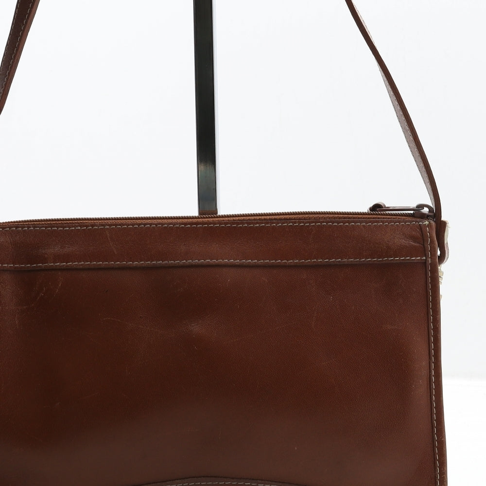 Preworn Womens Brown Faux Leather Crossbody Size Medium