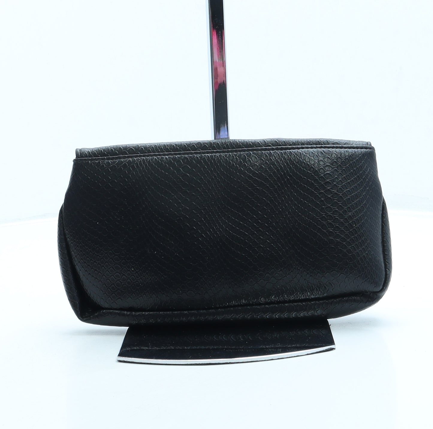 Preworn Womens Black Animal Print Leather Clutch Size Small