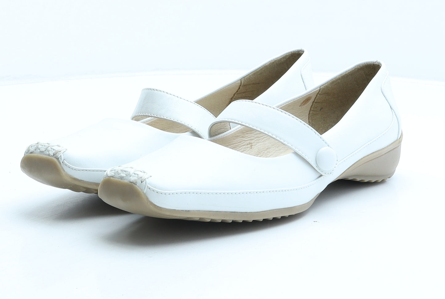 Hobos Womens White Synthetic Slip On Casual UK 7