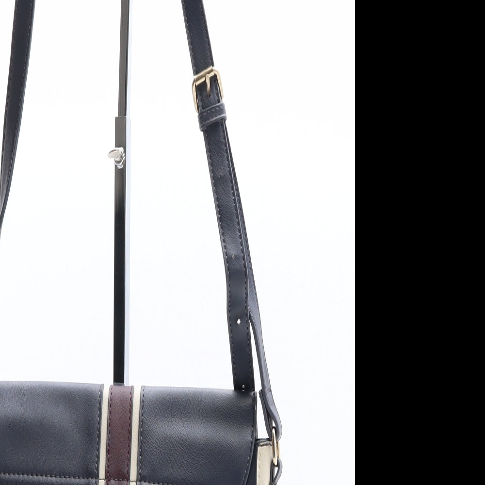 Preworn Womens Blue Colorblock Polyethylene Saddle Bag Size Small