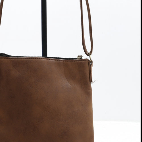 Primark Womens Tan Polyurethane Crossbody Size Small