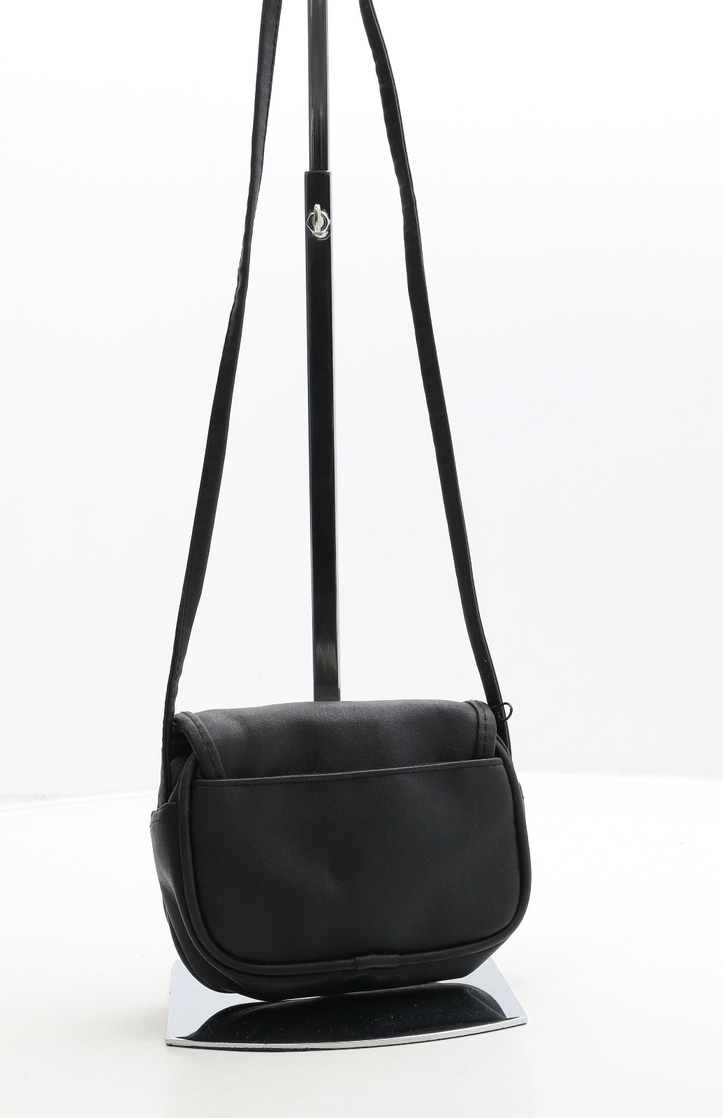 Preworn Womens Black Polyurethane Crossbody Size Small