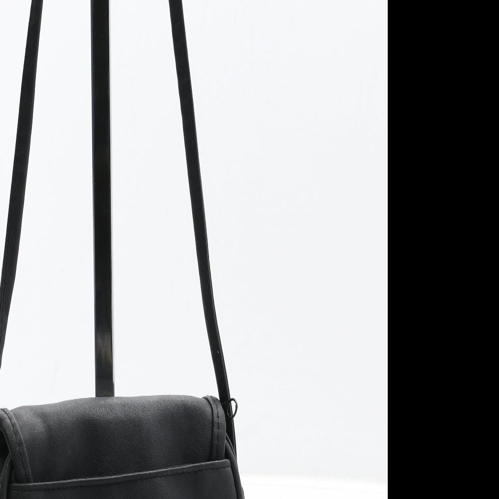 Preworn Womens Black Polyurethane Crossbody Size Small