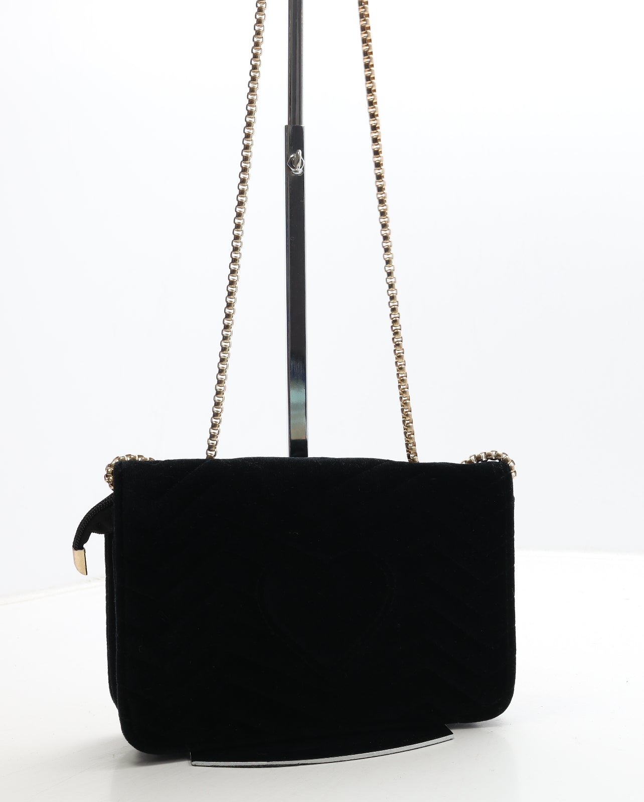 Preworn Womens Black Polyester Crossbody Size Small - Heart Detail