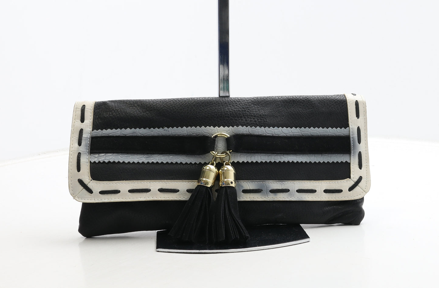 Dorothy Perkins Womens Black Polyurethane Clutch Size Small