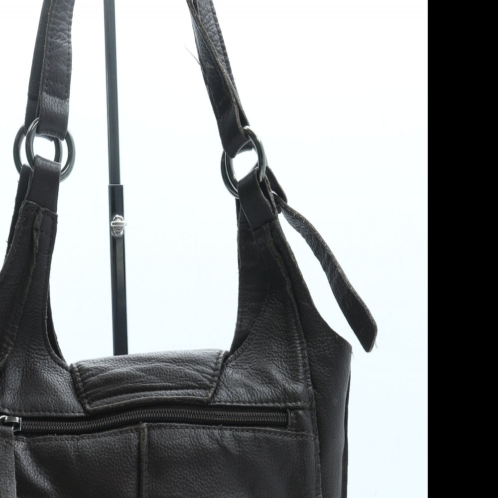 Clarks Womens Brown Leather Shoulder Bag Size Medium