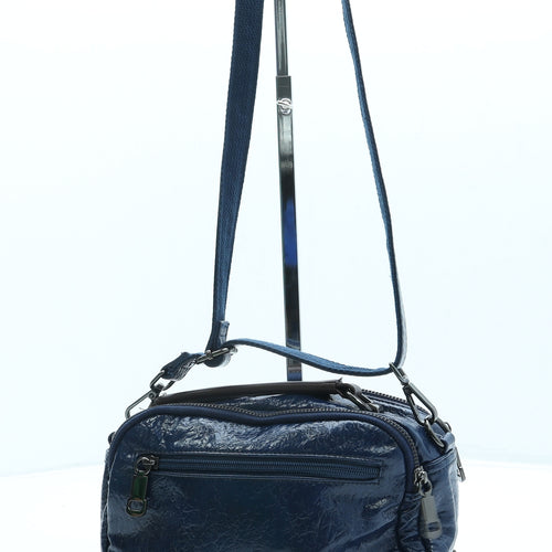 Preworn Womens Blue Leather Crossbody Size Small
