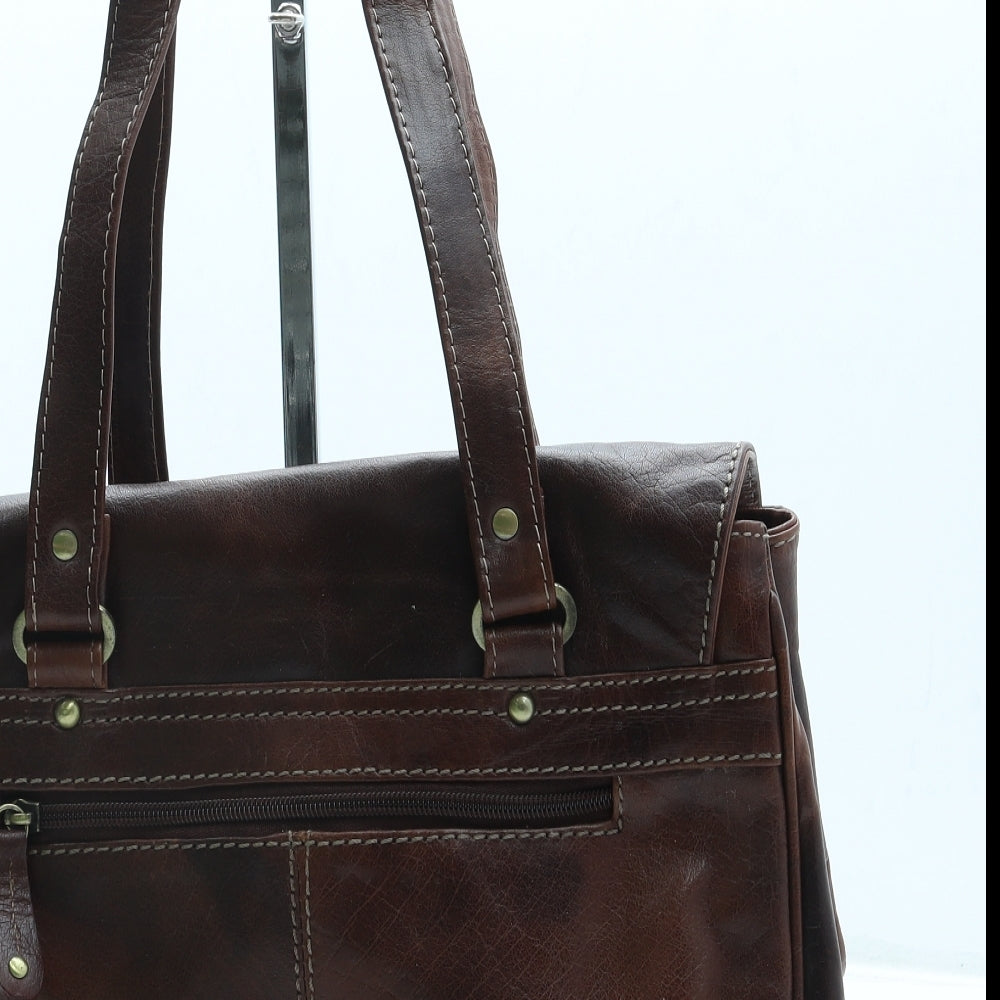 Brampton Womens Brown Leather Shoulder Bag Size Medium
