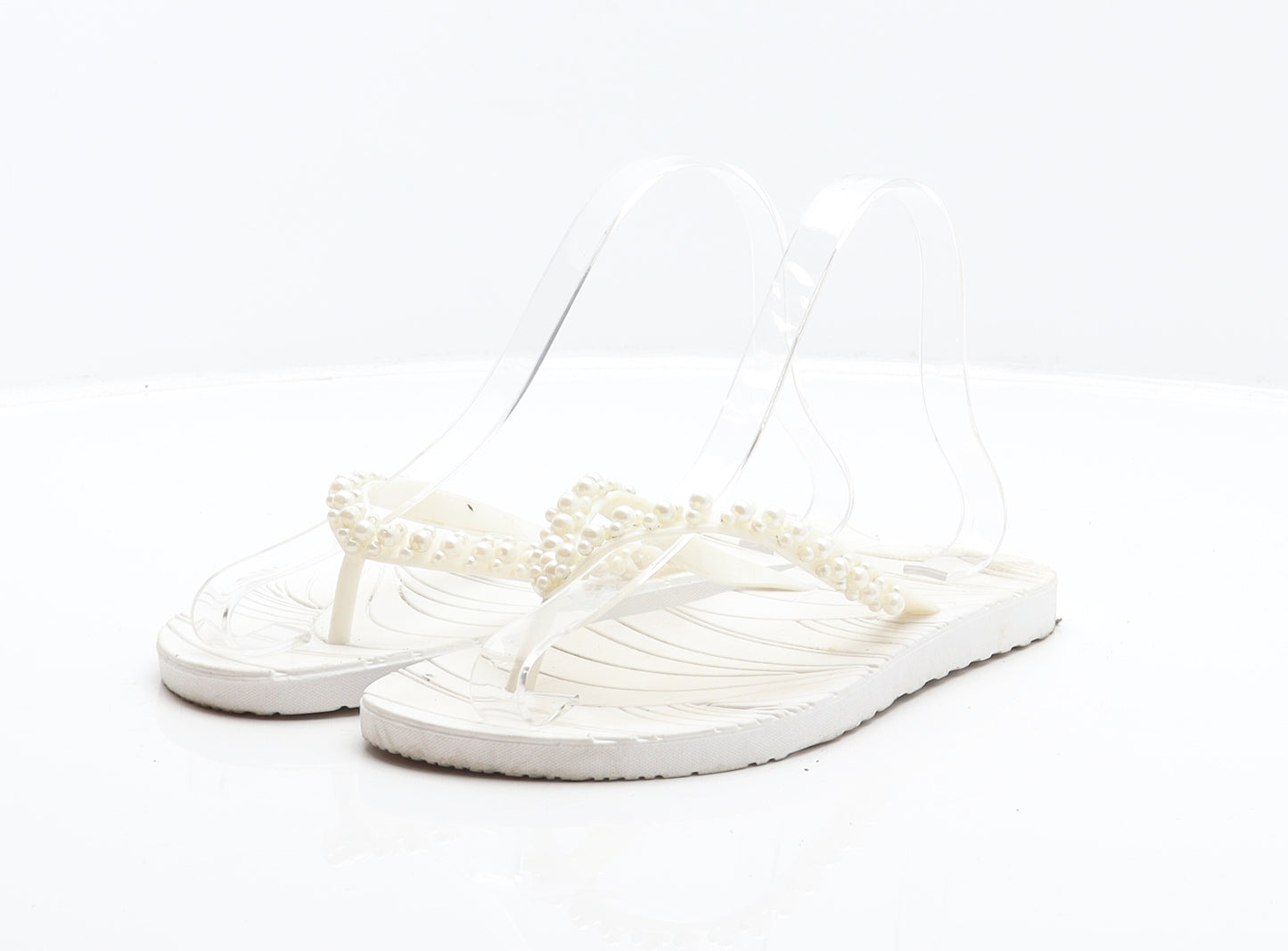 Preworn Womens White Synthetic Thong Sandal UK 5 38 - Pearl detail