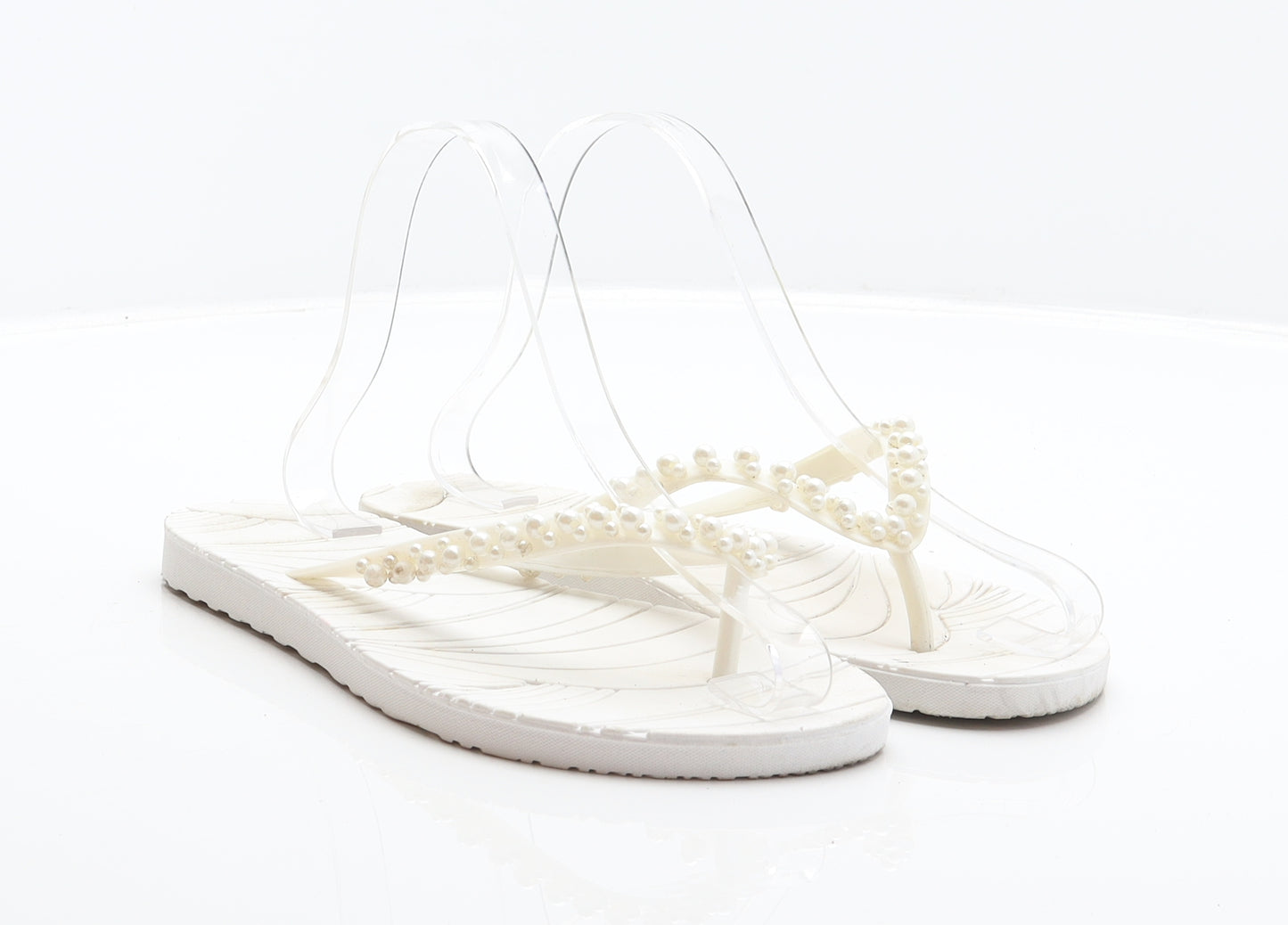 Preworn Womens White Synthetic Thong Sandal UK 5 38 - Pearl detail