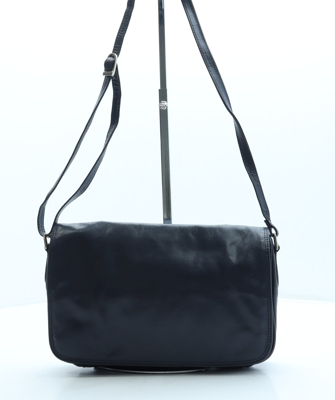 Salisburys Womens Blue Leather Crossbody Size Small