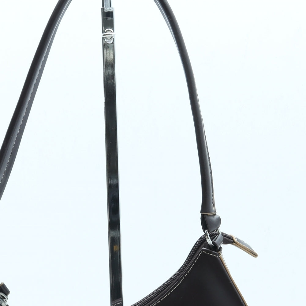 Preworn Womens Brass Leather Shoulder Bag Size Small