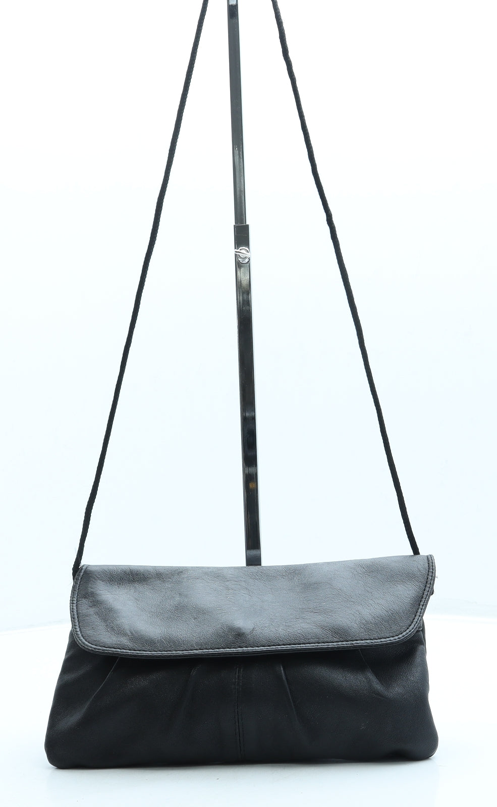 Preworn Womens Black Leather Crossbody Size Small