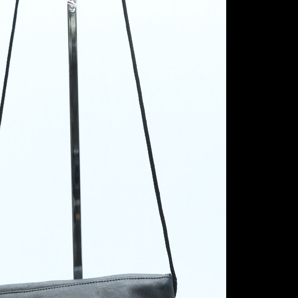 Preworn Womens Black Leather Crossbody Size Small