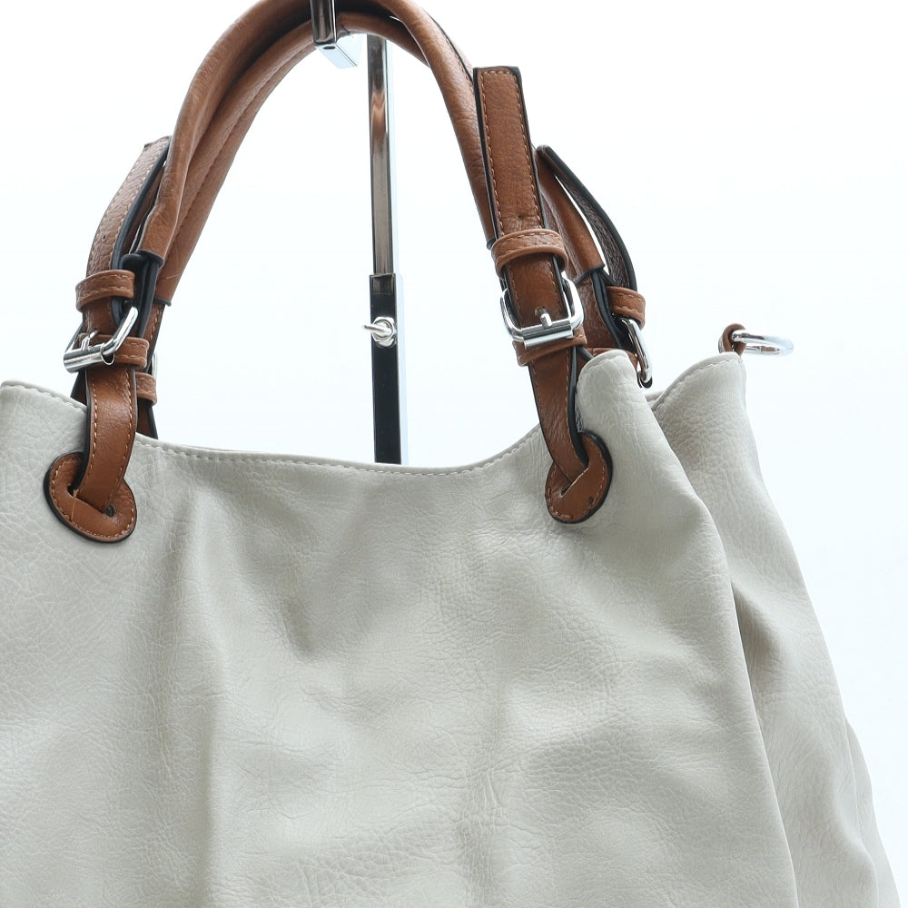 Preworn Womens Beige Leather Hobo Bag Size Medium
