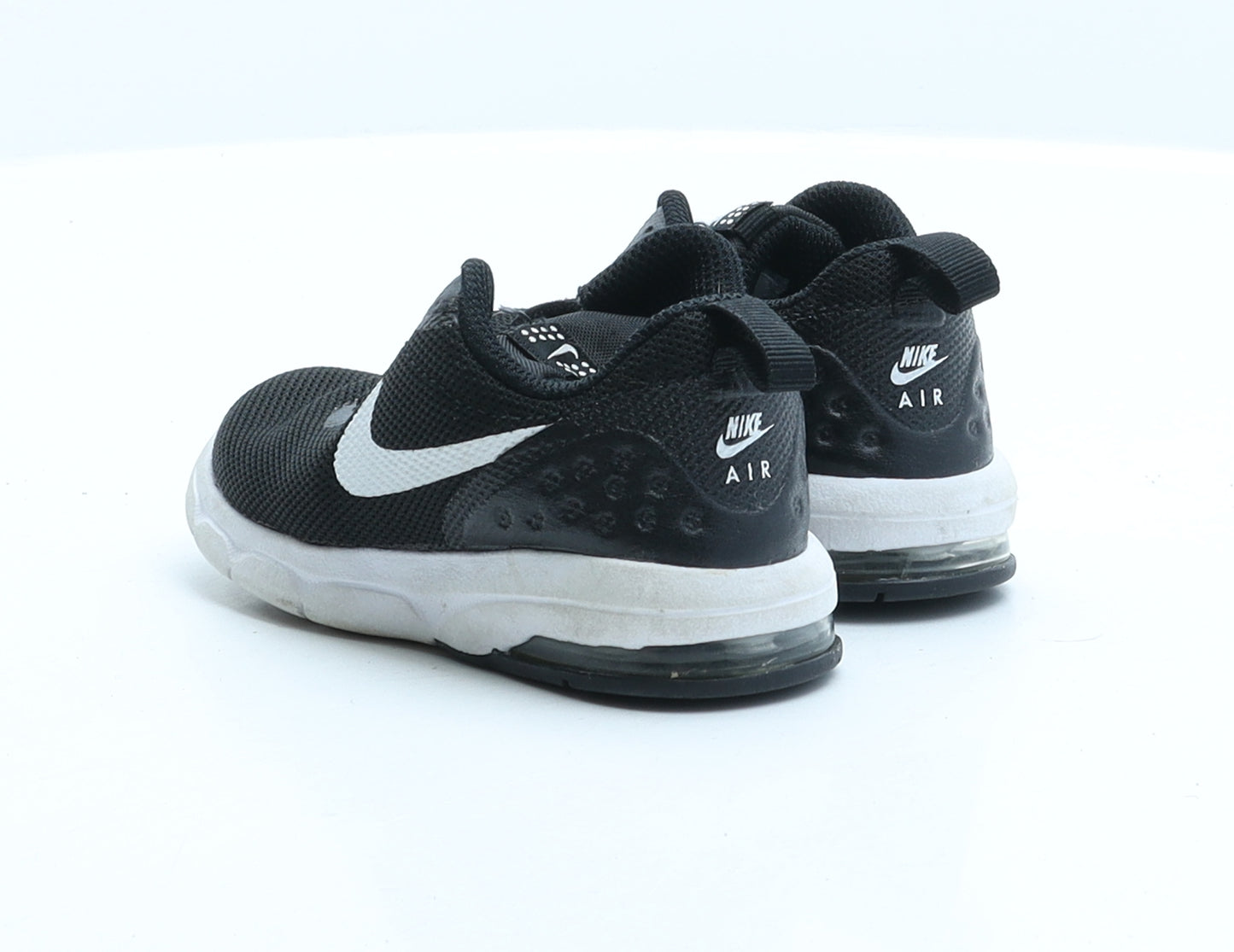 Nike Boys Black Fabric Trainer UK 6.5