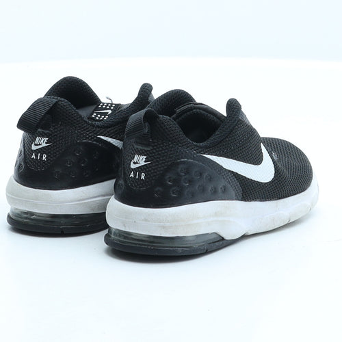 Nike Boys Black Fabric Trainer UK 6.5