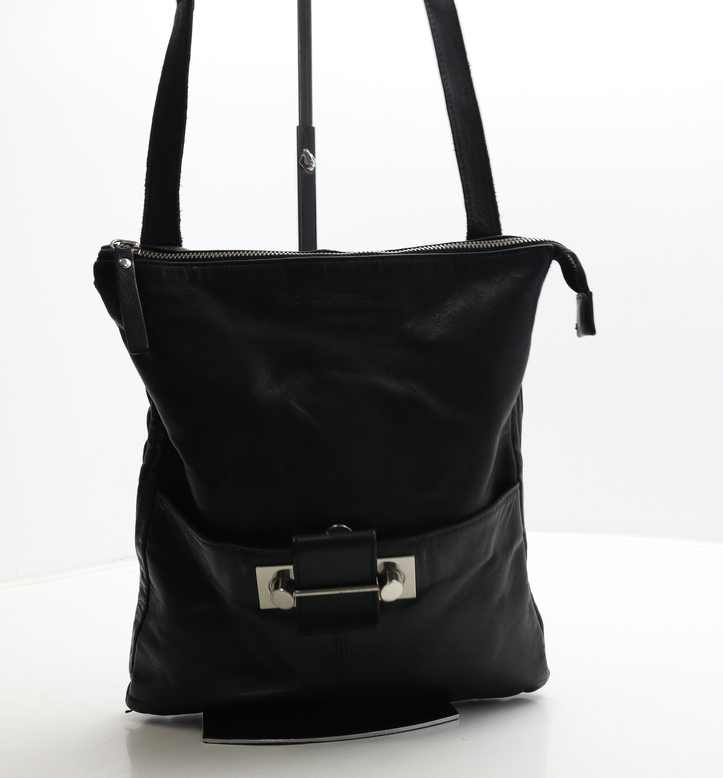 Russell & Bromley Womens Black Leather Crossbody Size Medium