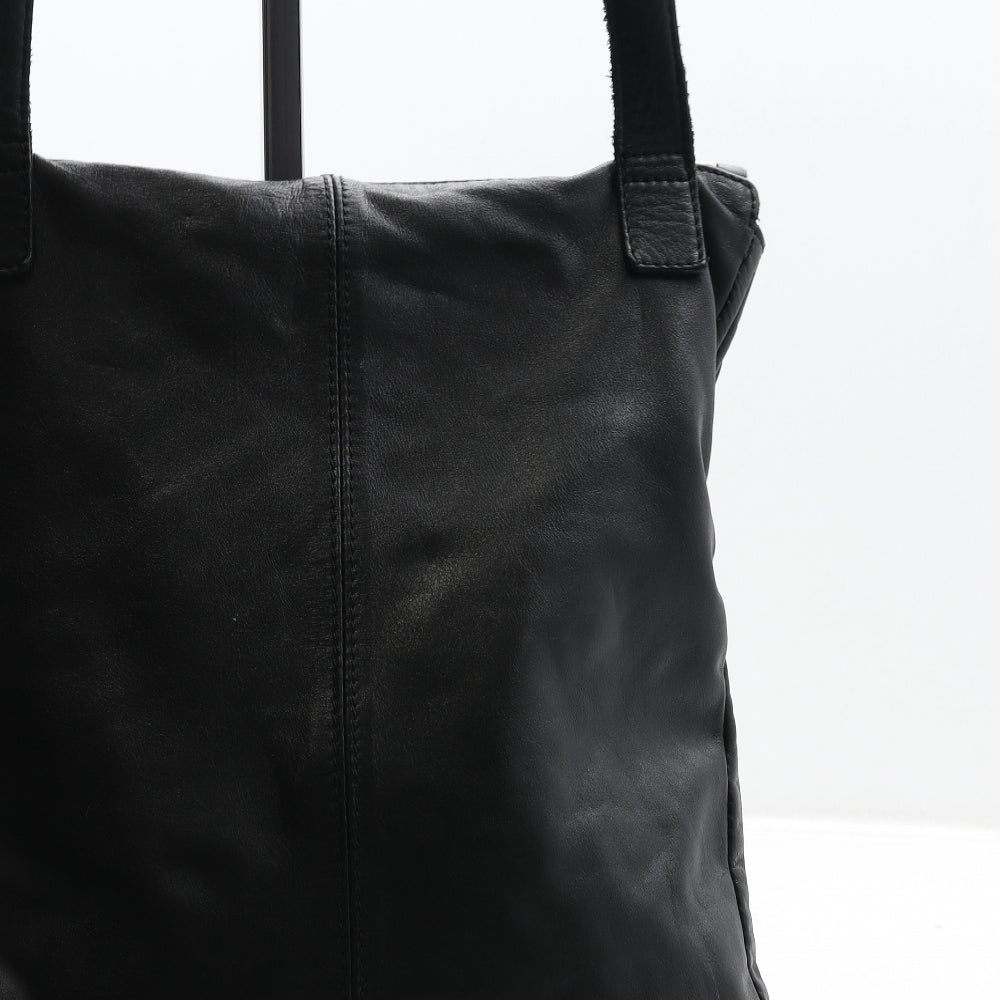 Russell & Bromley Womens Black Leather Crossbody Size Medium