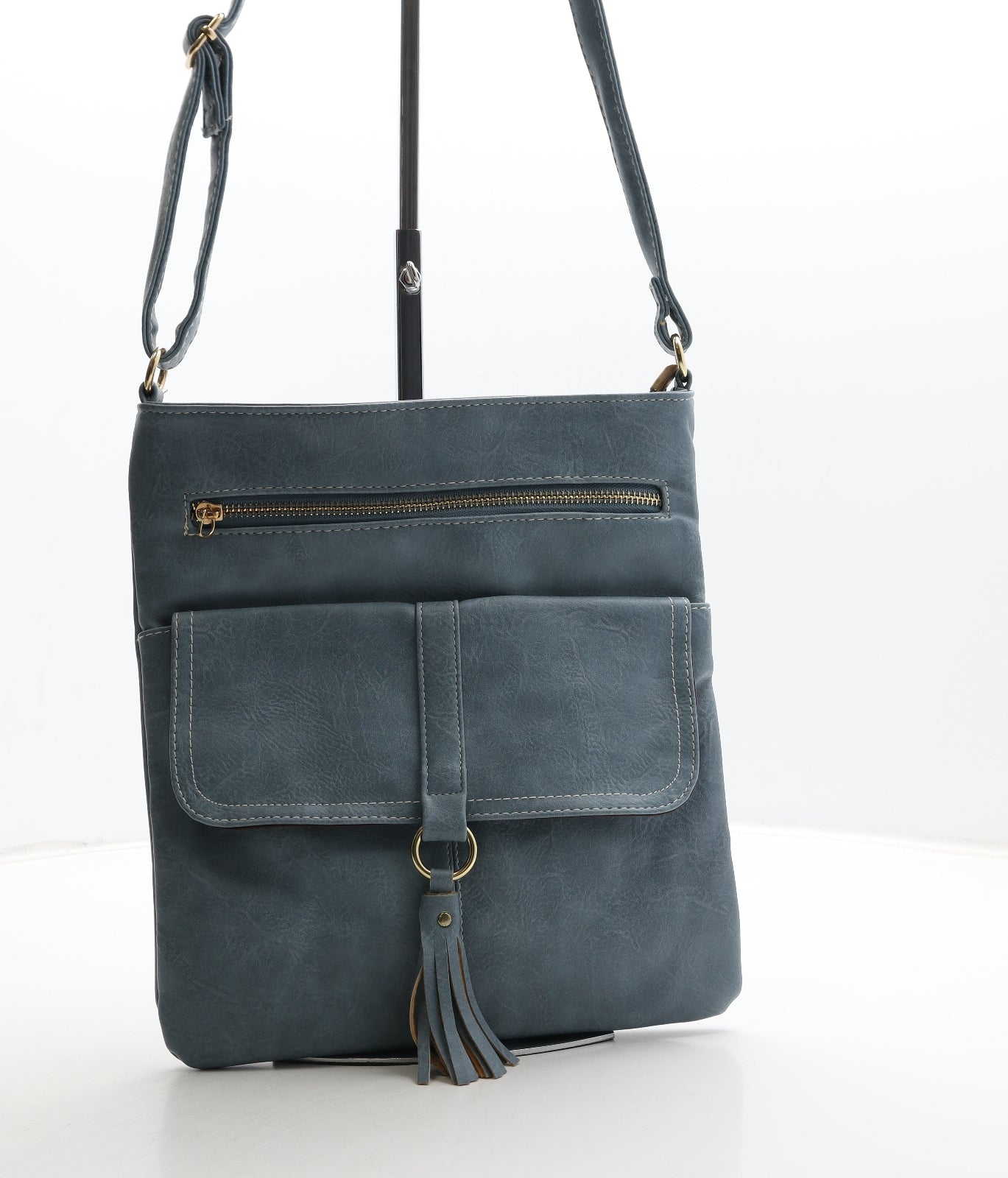 Preworn Womens Blue Leather Crossbody Size Medium