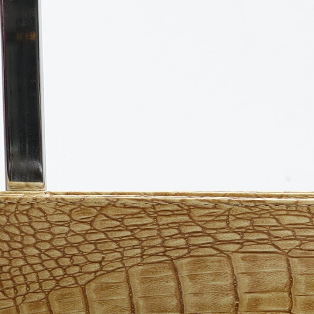 Preworn Womens Mustard Polyurethane Clutch Size Small - Croc Texture