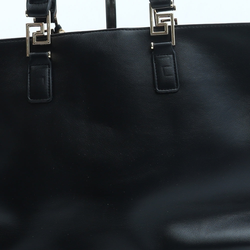 Preworn Womens Black Leather Top Handle Bag Size Medium