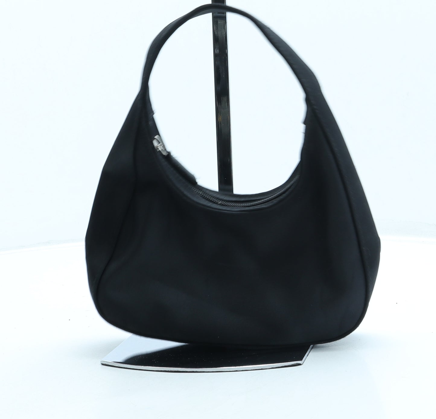 Preworn Womens Black Polyester Shoulder Bag Size Small