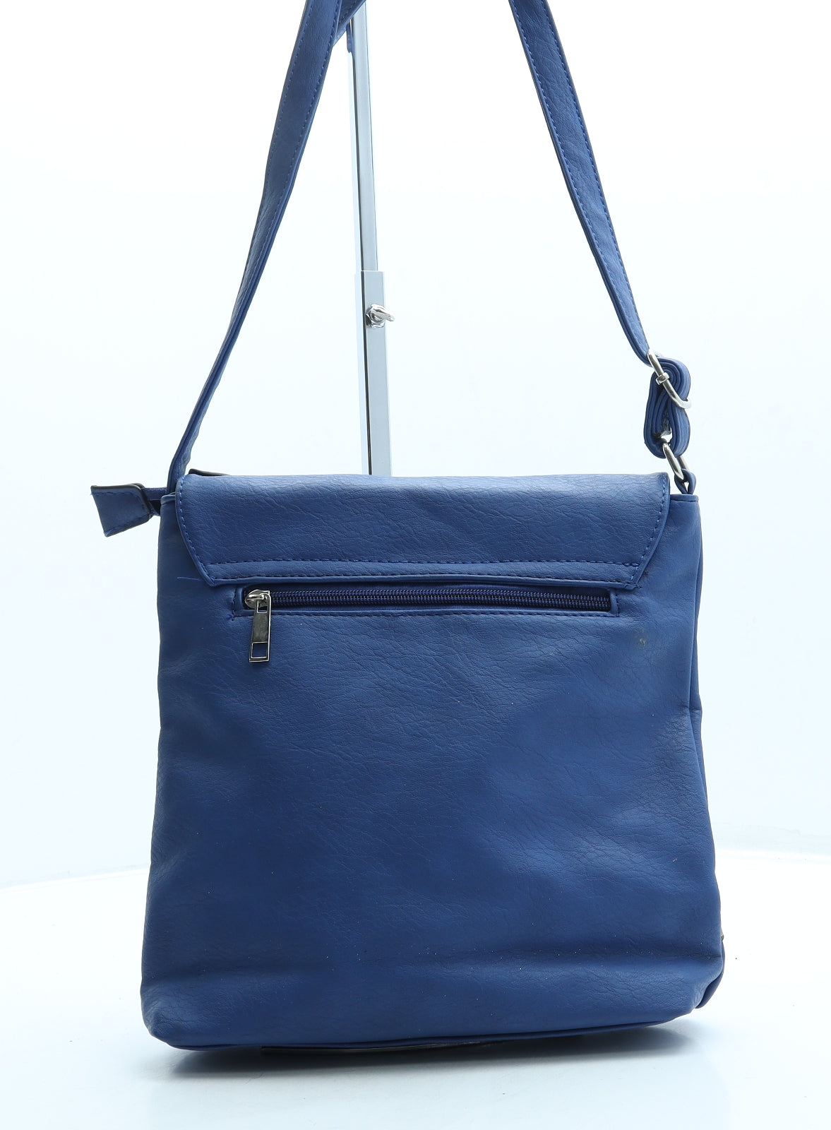 Preworn Womens Blue Geometric Leather Crossbody Size Small