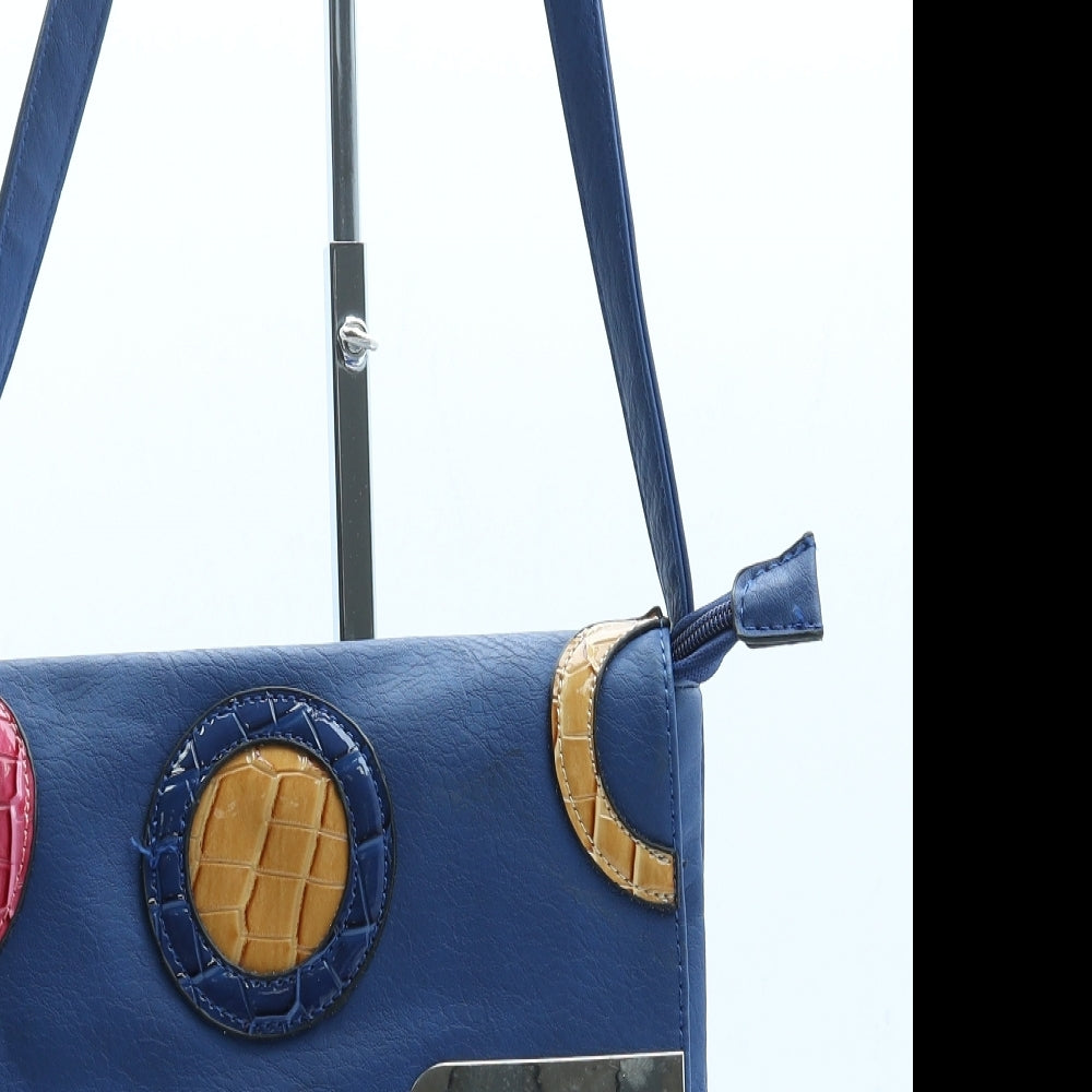 Preworn Womens Blue Geometric Leather Crossbody Size Small