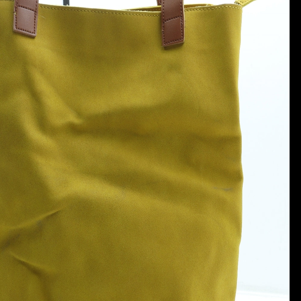 Preworn Womens Yellow Polyester Shoulder Bag Size Large