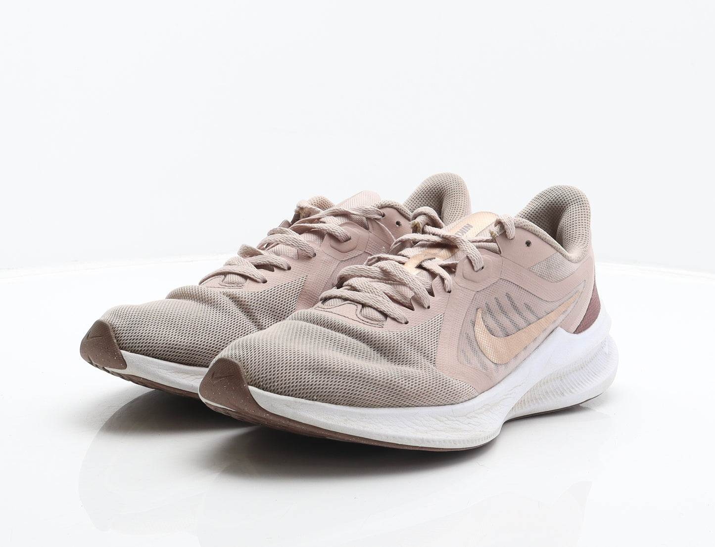 Nike Womens Beige Polyester Trainer UK 7 42.5