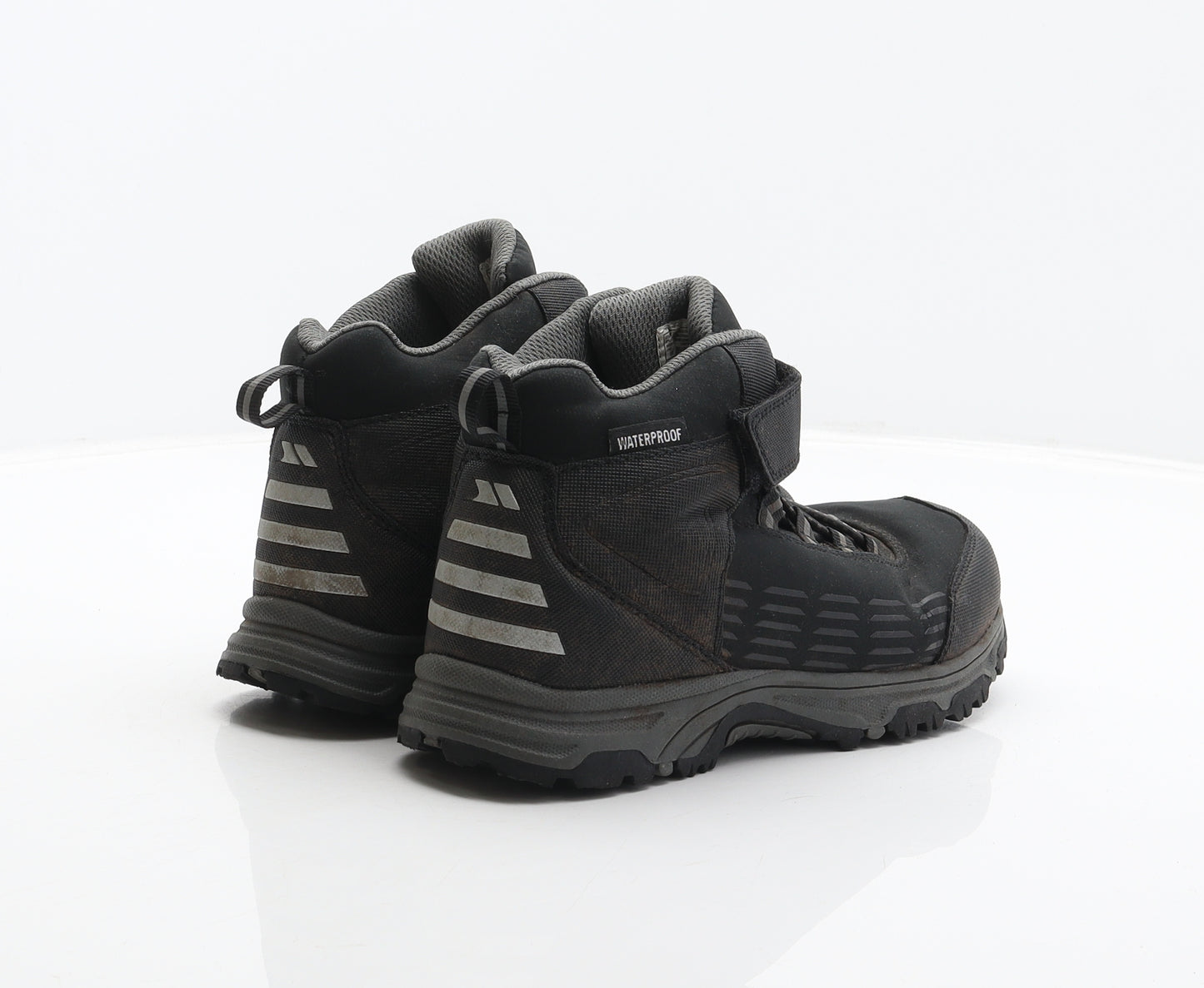 Trespass Boys Black Polyester Trainer UK 1 33