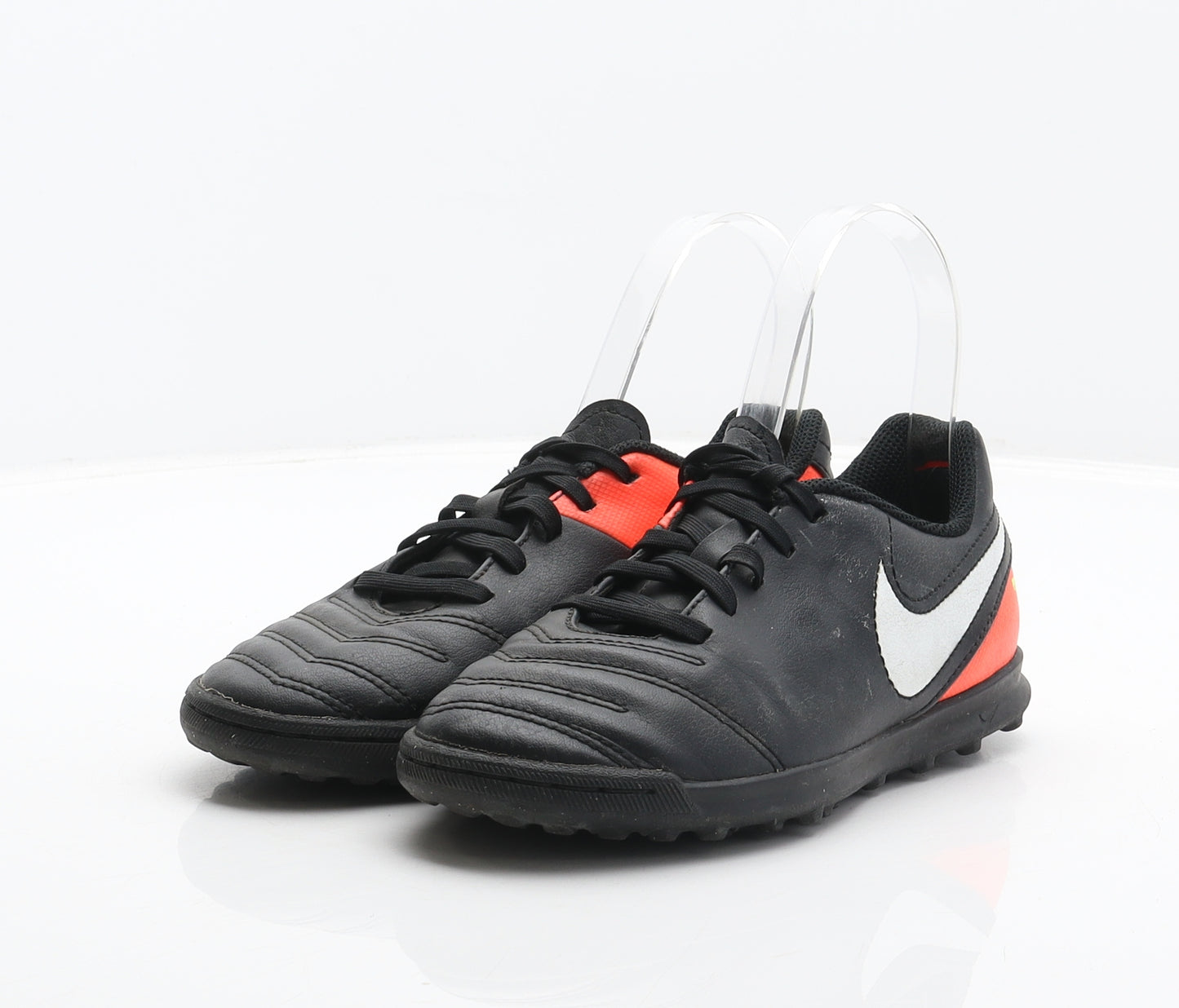Nike Boys Black Synthetic Trainer UK 1 33