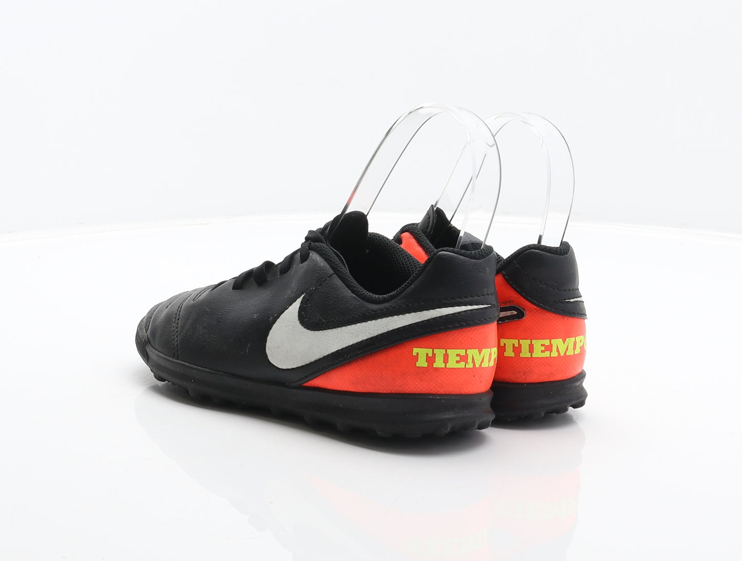 Nike Boys Black Synthetic Trainer UK 1 33