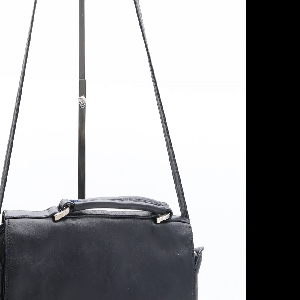 Enny Womens Blue Leather Satchel/Top Handle Bag Size Medium