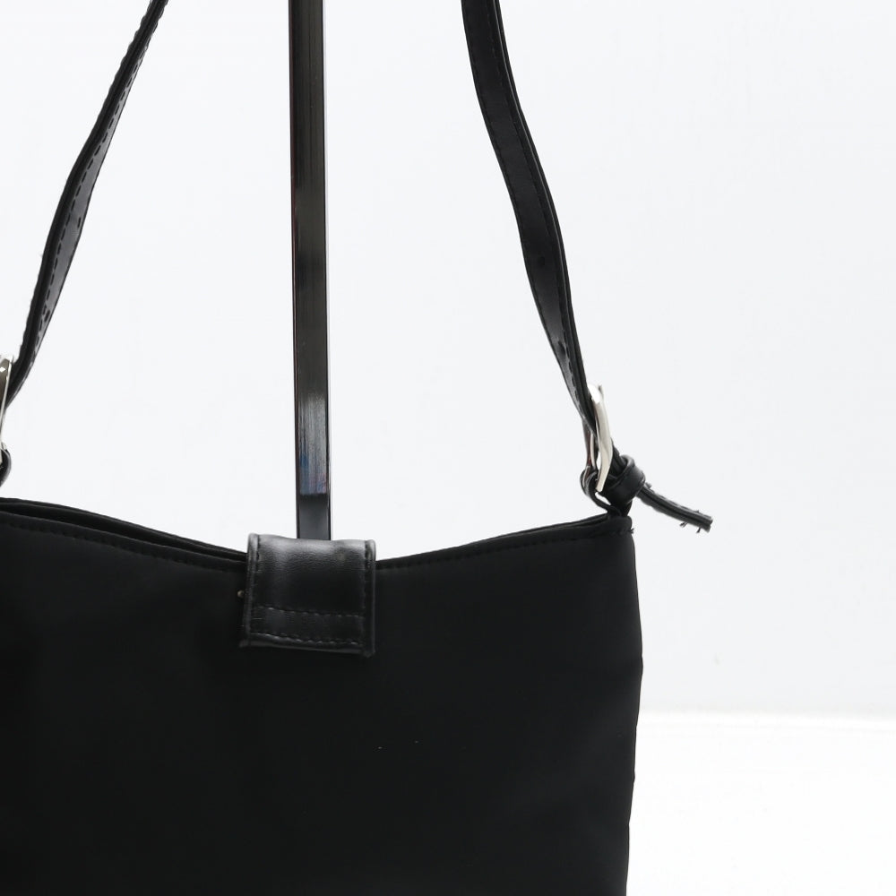 Preworn Womens Black Polyester Shoulder Bag Size Small