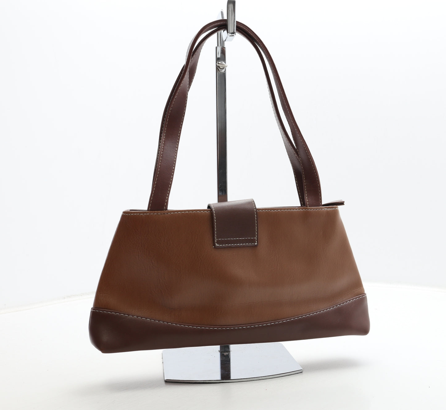 Preworn Womens Brown Polyurethane Shoulder Bag Size Small