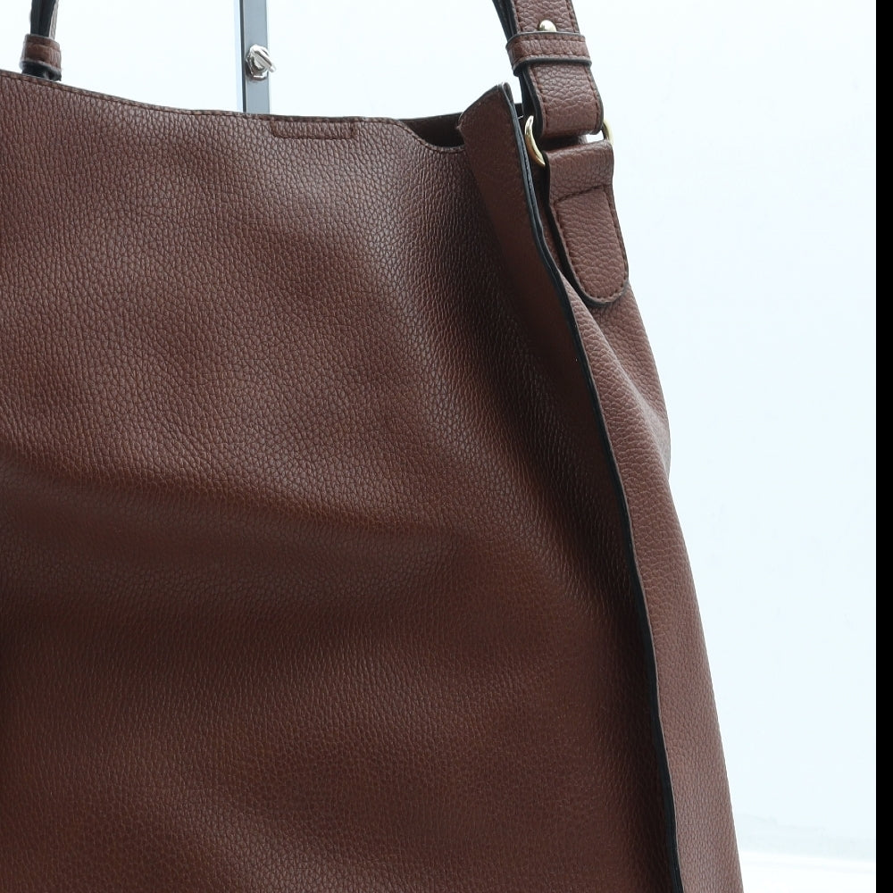 Primark Womens Brown Leather Shoulder Bag Size Medium
