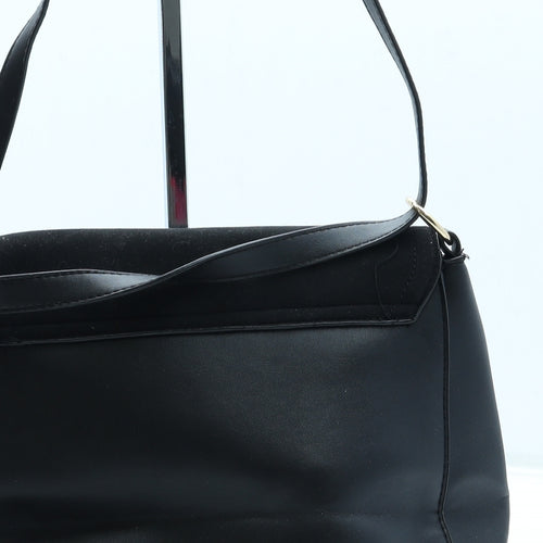 Preworn Womens Black Leather Crossbody Size Small