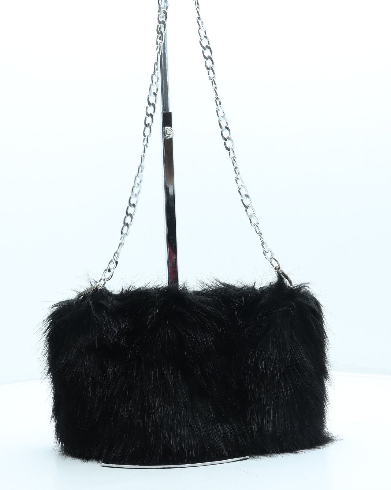 Luxe Womens Black Faux Fur Crossbody Size Small