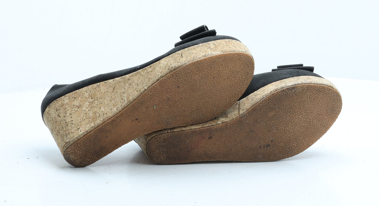 Preworn Womens Black Synthetic Court Heel UK 3 36