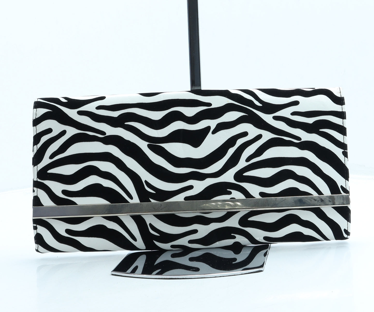 KOKO Womens Black Animal Print Polyester Clutch Size Small