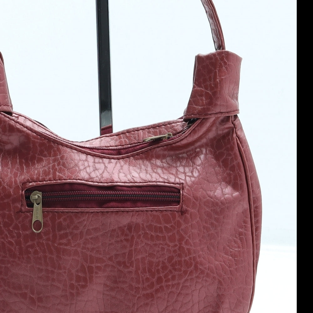 Preworn Womens Red Geometric Leather Shoulder Bag Size Small