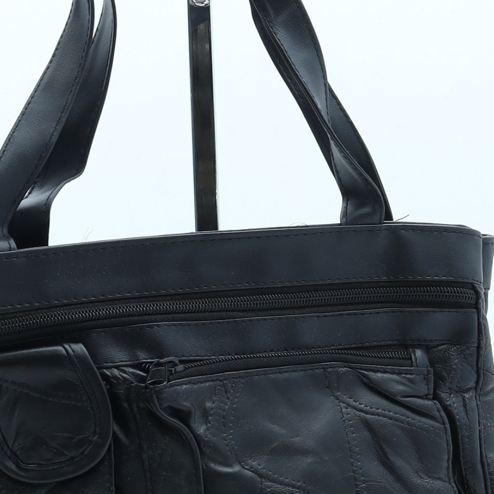 Preworn Womens Black Leather Top Handle Bag Size Small