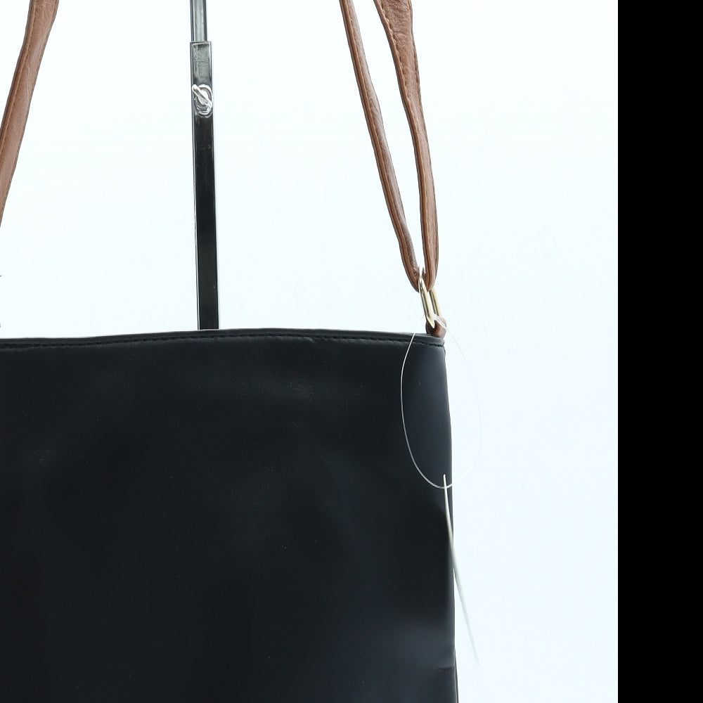 Belle Accessories Womens Black Leather Crossbody Size Small
