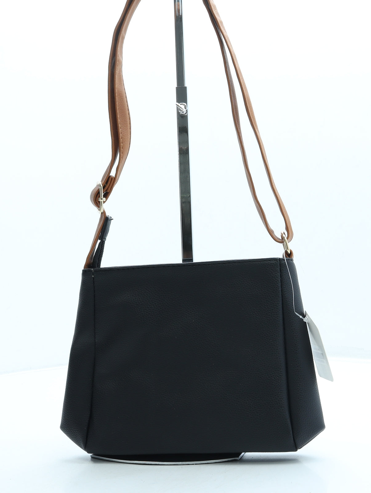 Belle Accessories Womens Black Leather Shoulder Bag Size Small